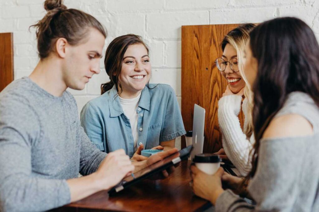 Gift your employees with e vouchers in singapore